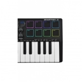 AMW Smartkey 25 Black - Teclado Controlador Midi USB Teclas 8 PADs Knobs
