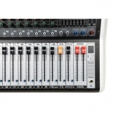 AMW AG16 v2 - Mesa de Som 8 Canais 99 Efeitos DSP BT Interface USB e Faders de 100mm